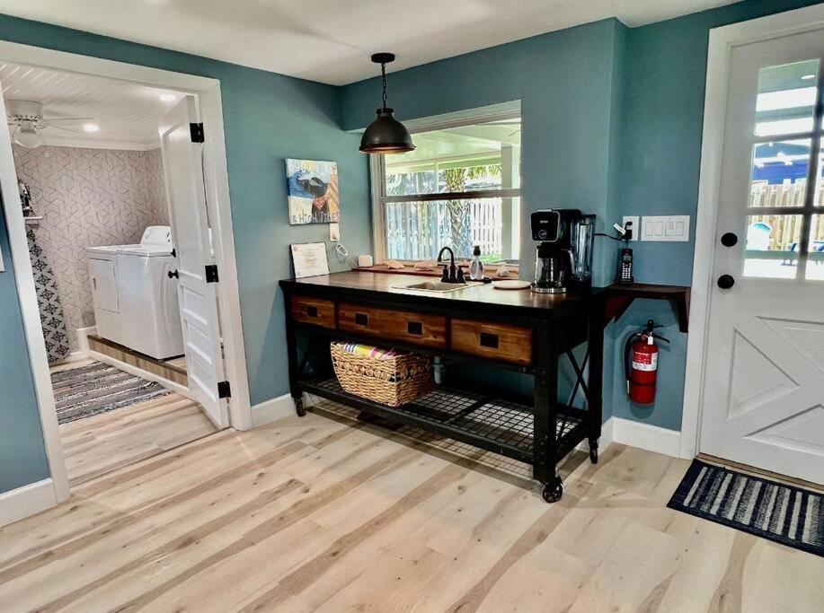 Sea La Vie - Beach Town Charm+Newly Renovated Cocoa Beach Exteriör bild
