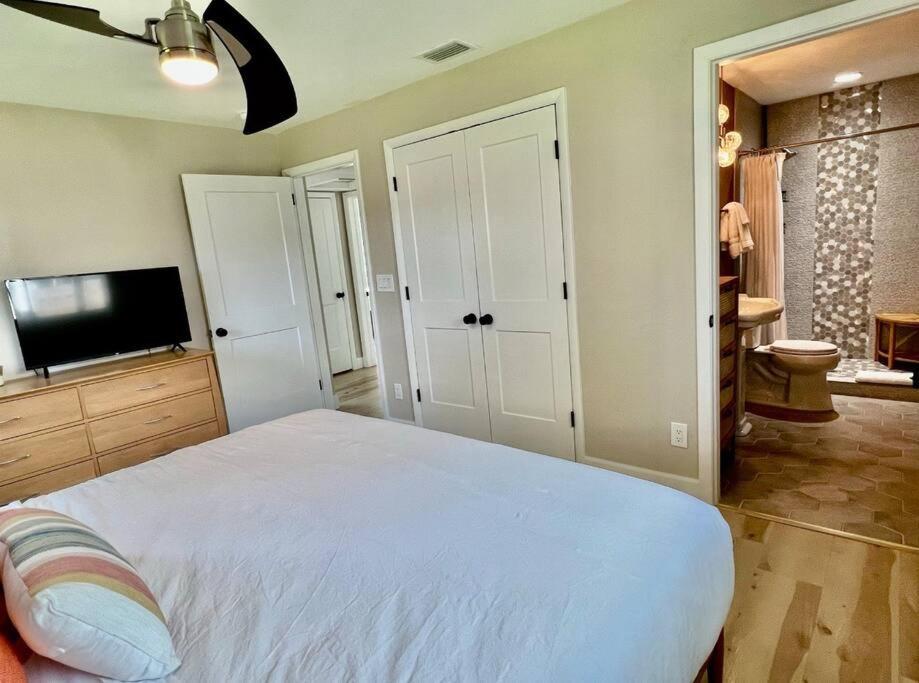 Sea La Vie - Beach Town Charm+Newly Renovated Cocoa Beach Exteriör bild